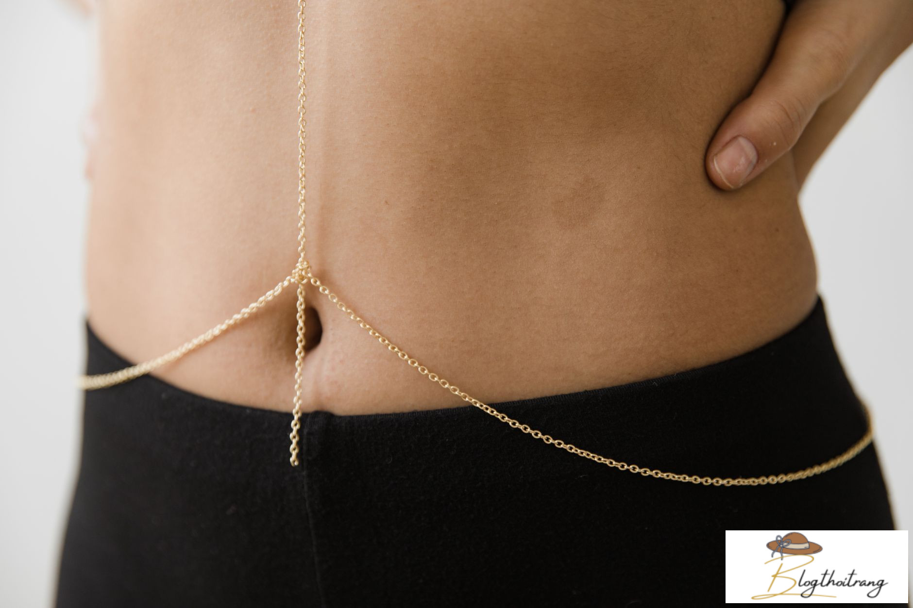 Trang sức và thắt lưng tôn dáng theo từng vóc người