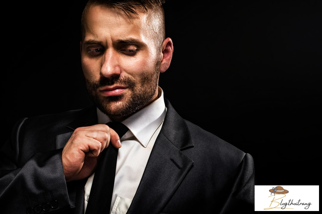 Dress code Black Tie trang trọng cho sự kiện tối